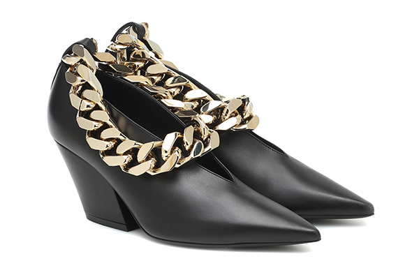 Chain-trimmed-leather-pumps,-Burberry