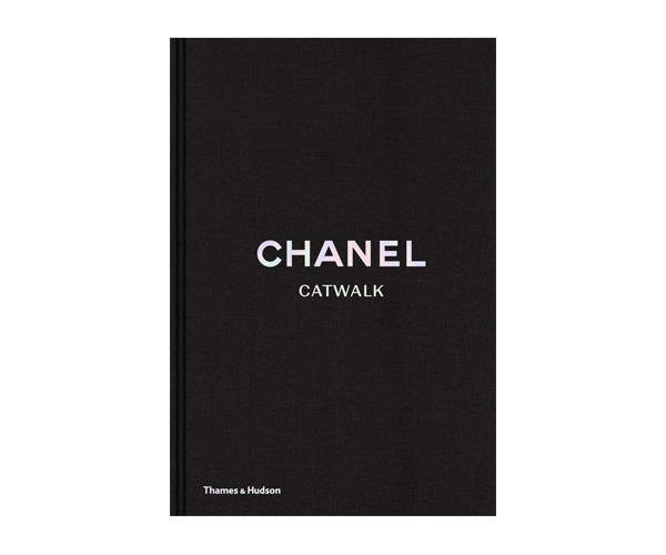 chanel-catwalk-the-complete-collections/p/177672
