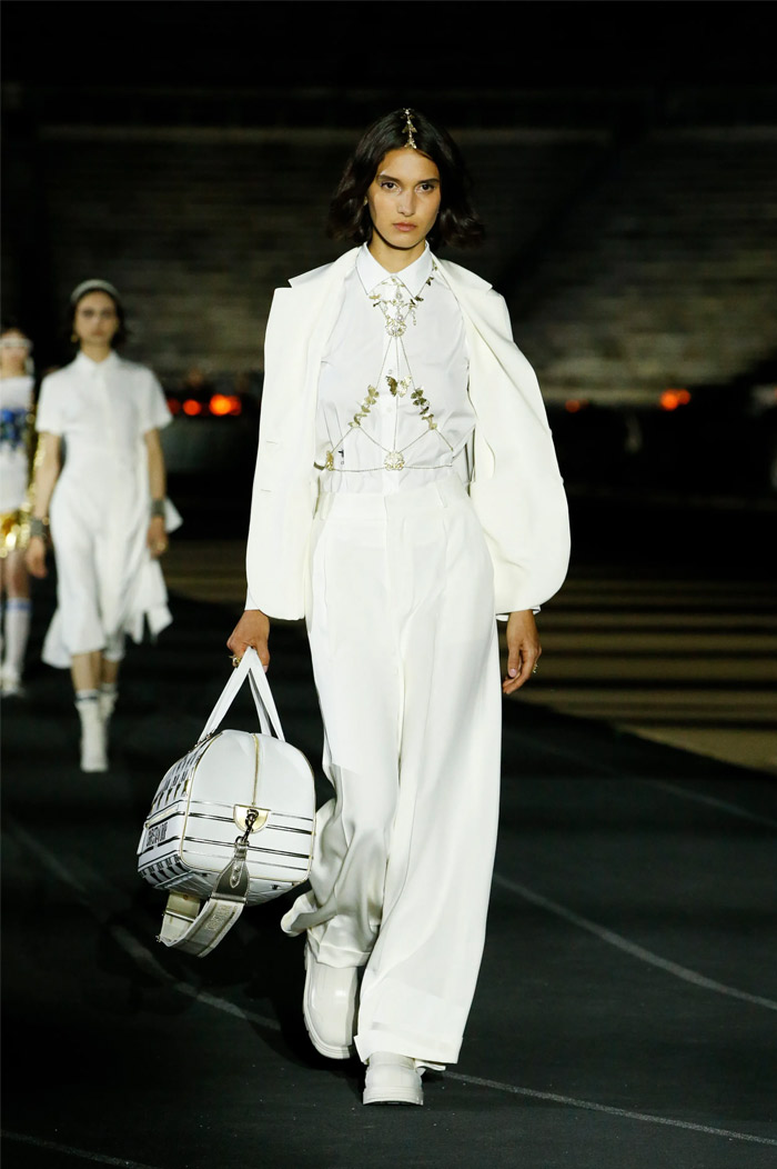 Our Favorite Dior Bags From The Cruise 2022 Collection - Special Madame ...