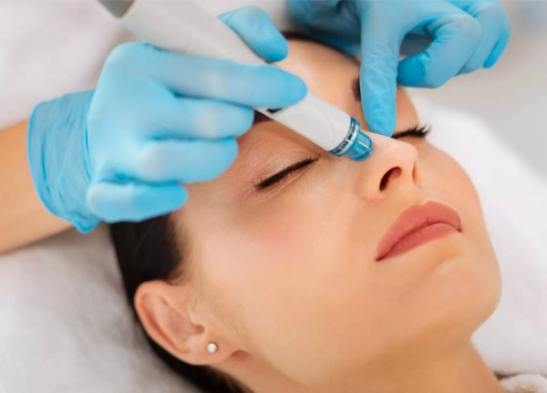 HydraFacial: The Ultra-complete Skincare Everyone is Going Crazy Over