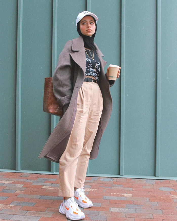 Modest-wear-hijab-street-style-sneakers
