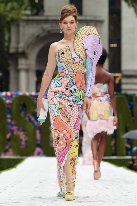 Moschino - Ready-to-Wear Spring / Summer 2022