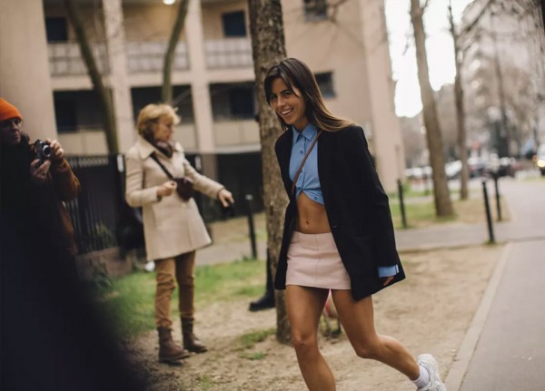 Paris Street Style: The Miniskirt Is Back
