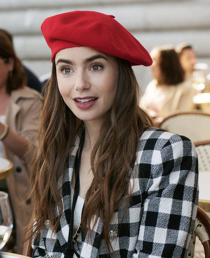 emily-in-paris-trailer-with-lily-collins